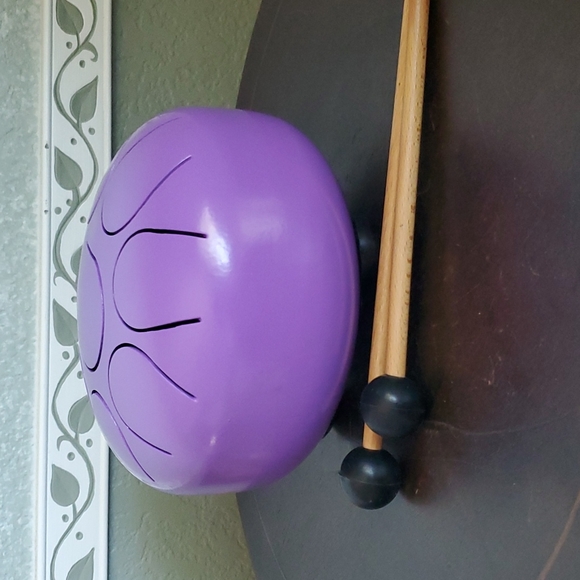 🎉Host Pick🎉🎉 NEW Purple Tongue Drum with 2 mallets New purchase w/o tags - Picture 5 of 7